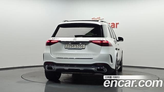 Mercedes-Benz GLE-Class 2025 — ფოტო 4/20