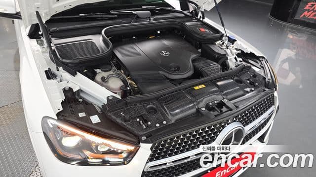 Mercedes-Benz GLE-Class 2025 — фото 6 из 20