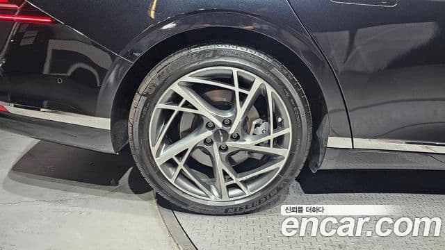 Genesis G90 2022 — Şəkil 5/20