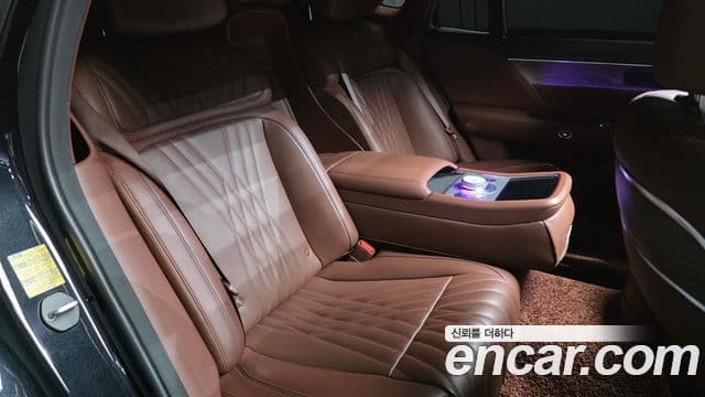 Genesis G90 2022 — Şəkil 11/20