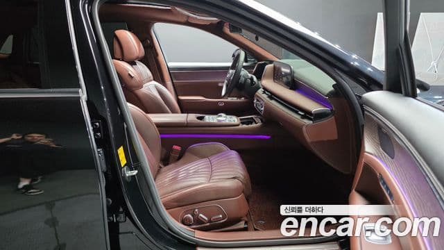 Genesis G90 2022 — Şəkil 28/30