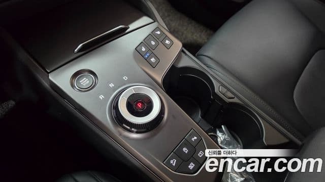 Kia Sportage 2025 — Şəkil 8/20