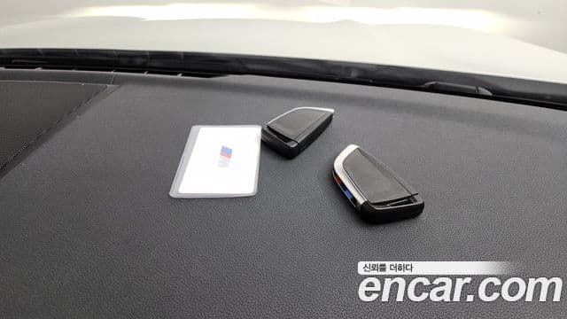 BMW X4 2022 — ფოტო 15/20