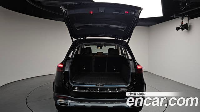 Mercedes-Benz GLE-Class 2025 — Photo 21/41