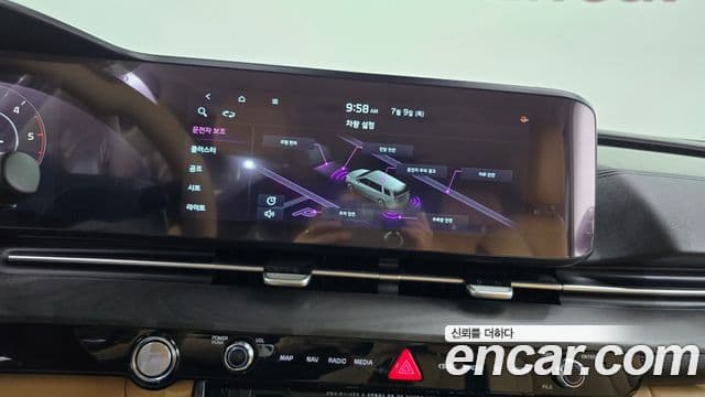 Kia Carnival 2021 — Şəkil 18/20