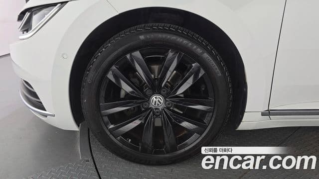 Volkswagen Arteon 2019 — Şəkil 5/20