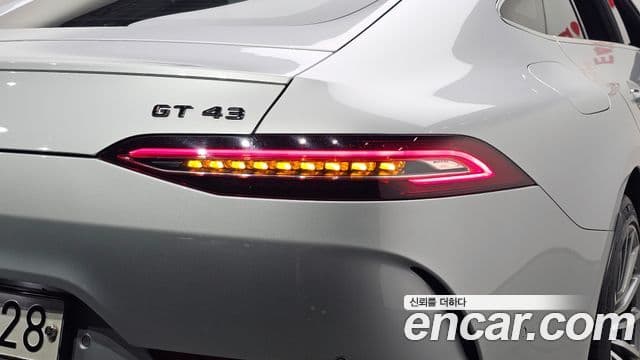 Mercedes-Benz AMG GT 2019 — Şəkil 14/36
