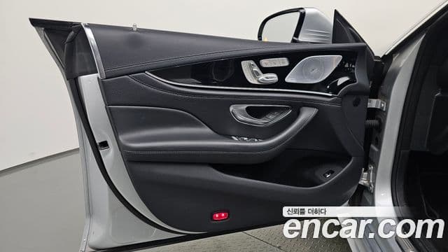 Mercedes-Benz AMG GT 2019 — Şəkil 19/36