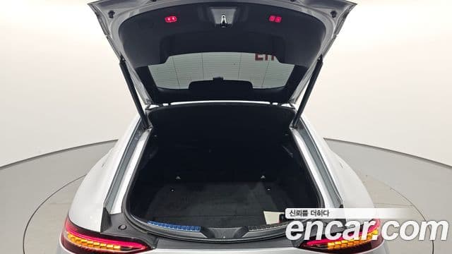 Mercedes-Benz AMG GT 2019 — Şəkil 11/36