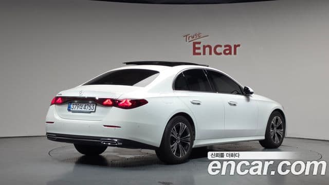 Mercedes-Benz E-Class 2024 — Şəkil 2/20