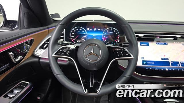 Mercedes-Benz E-Class 2024 — Şəkil 13/20
