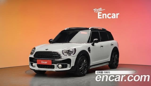 Mini Cooper Countryman 2019 — ფოტო 24/32