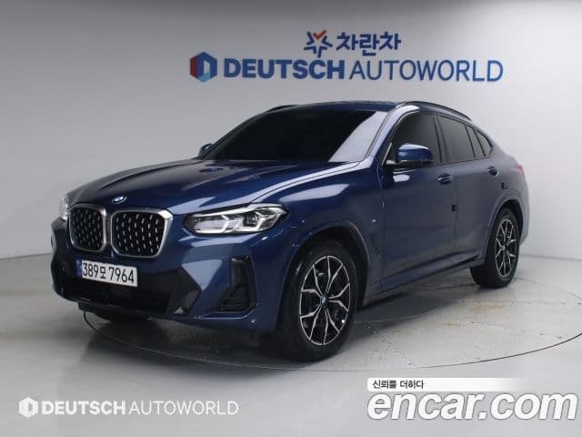 BMW X4 2023 — Фото 10/20