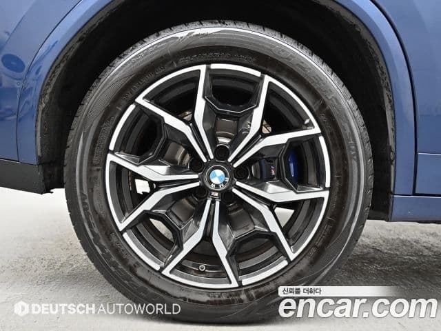 BMW X4 2023 — Фото 4/20