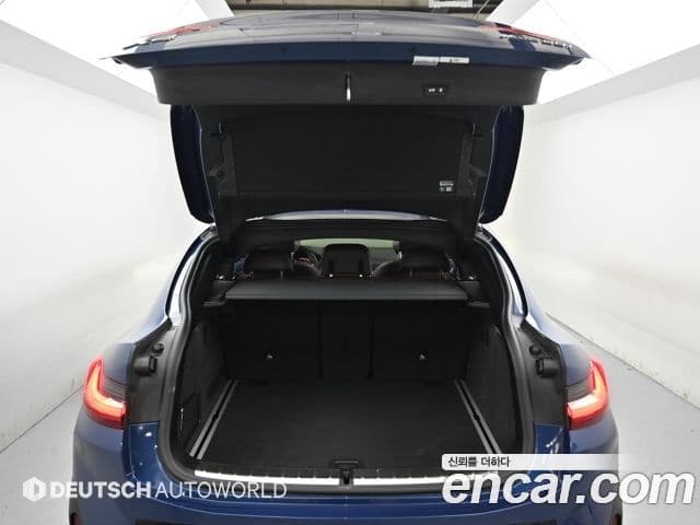 BMW X4 2023 — Фото 19/20