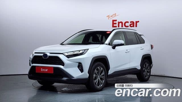 Toyota RAV4 2024 — ფოტო 1/20