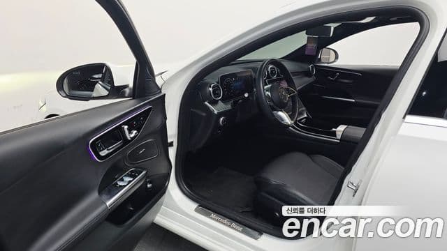 Mercedes-Benz C-Class 2023 — Şəkil 10/20