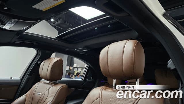 Mercedes-Benz S-Class 2018 — Şəkil 17/20