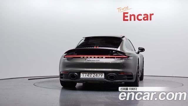 Porsche 911 2020 — ფოტო 4/20