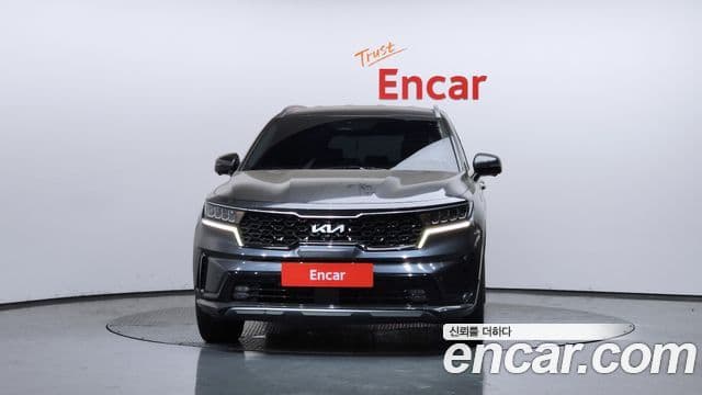 Kia Sorento 2023 — Фото 3/20