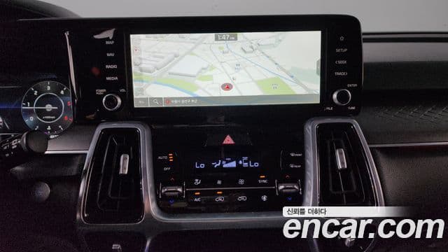Kia Sorento 2023 — Фото 12/20