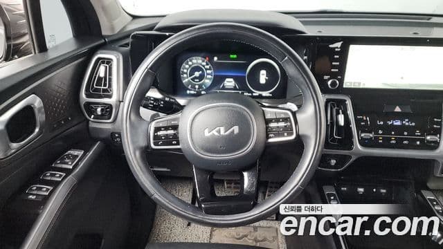 Kia Sorento 2023 — Фото 13/20