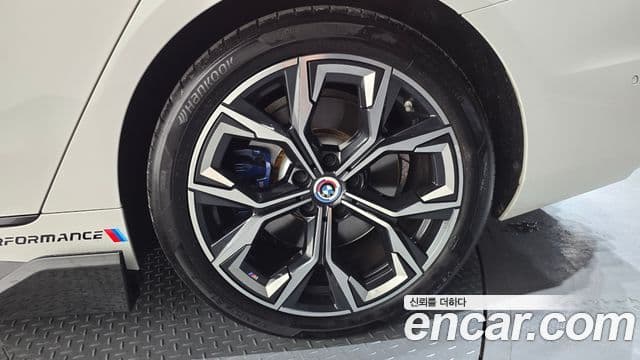 BMW 4 Series 2024 — Şəkil 27/34