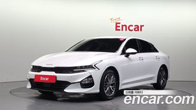 Kia K5 2023 — Şəkil 10/20