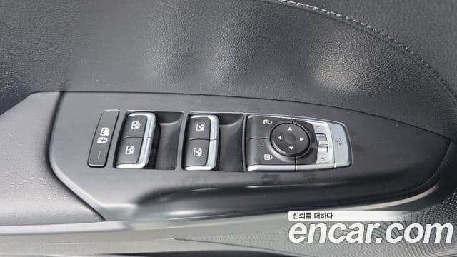Kia K5 2023 — Şəkil 12/20