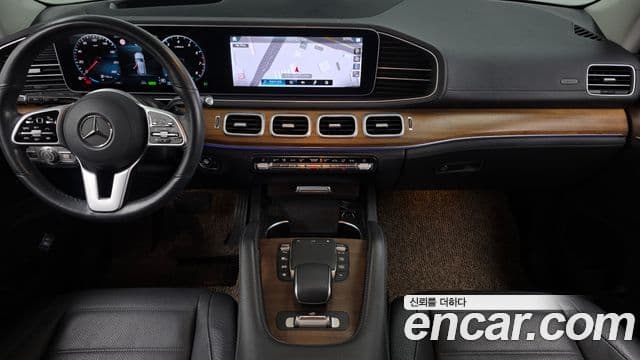 Mercedes-Benz GLE-Class 2020 — фото 14 из 20