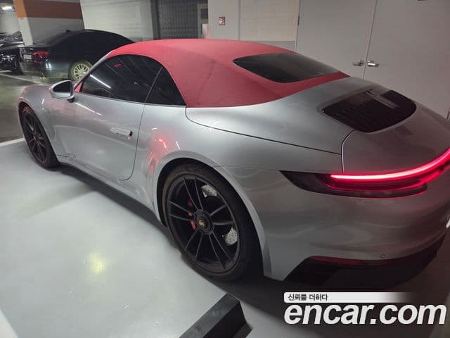 Porsche 911 2023 — Şəkil 4/12