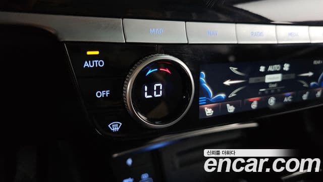 Genesis G80 2023 — Photo 5/20