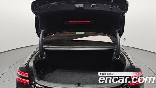Genesis G80 2023 — Photo 7/20
