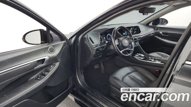 Hyundai Sonata 2021 — Фото 9/20