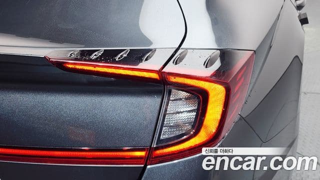Hyundai Sonata Hybrid 2021 — ფოტო 21/30