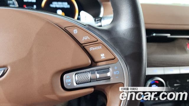 Genesis Electrified G80 2020 — фото 17 из 20