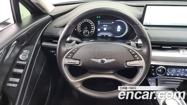 Genesis Electrified G80 2023 — фото 13 из 20