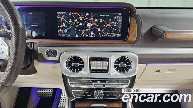 Mercedes-Benz G-Class 2023 — Фото 12/20