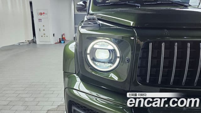 Mercedes-Benz G-Class 2023 — Photo 18/30