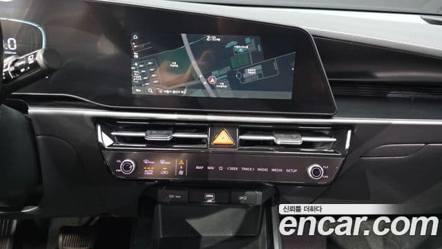 Kia Niro 2022 — Şəkil 13/20