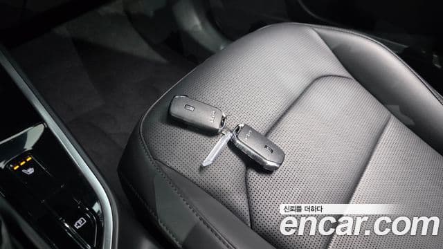 Kia Niro 2022 — Şəkil 16/20