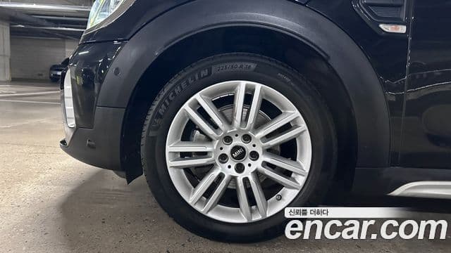 Mini Cooper Countryman 2023 — ფოტო 4/20