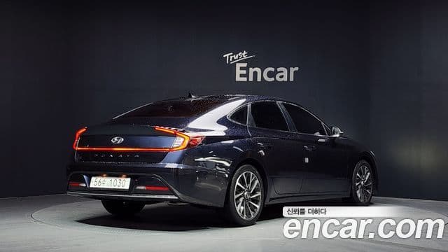 Hyundai Sonata 2019 — Фото 2/20