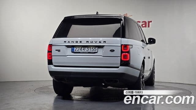Land Rover Range Rover 2022 — Photo 4/20