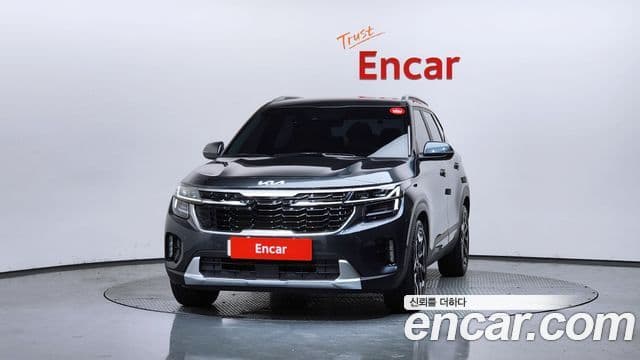 Kia Seltos 2023 — ფოტო 3/20