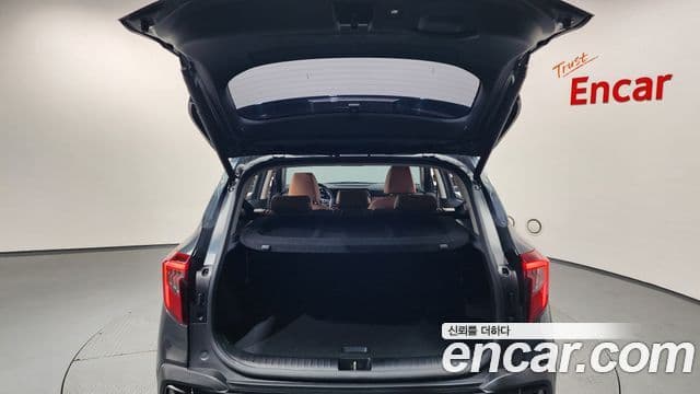 Kia Seltos 2023 — ფოტო 19/20