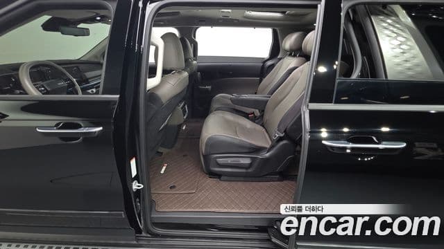 Kia Carnival 2025 — ფოტო 12/20