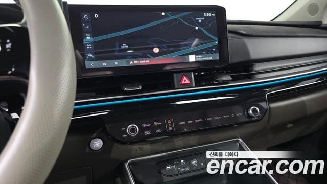 Kia Carnival 2025 — ფოტო 13/20