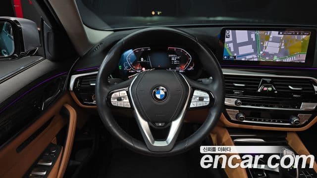 BMW 5 Series 2023 — Şəkil 13/20