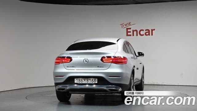 Mercedes-Benz GLC-Class 2019 — ფოტო 4/20